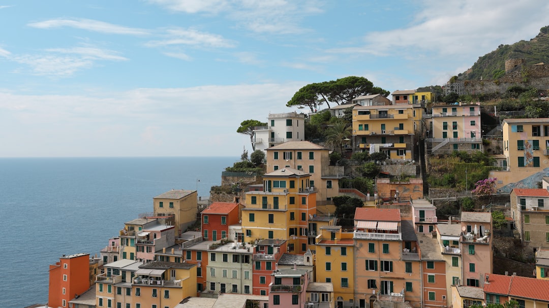 Best Places to Retire in Naples for 2025