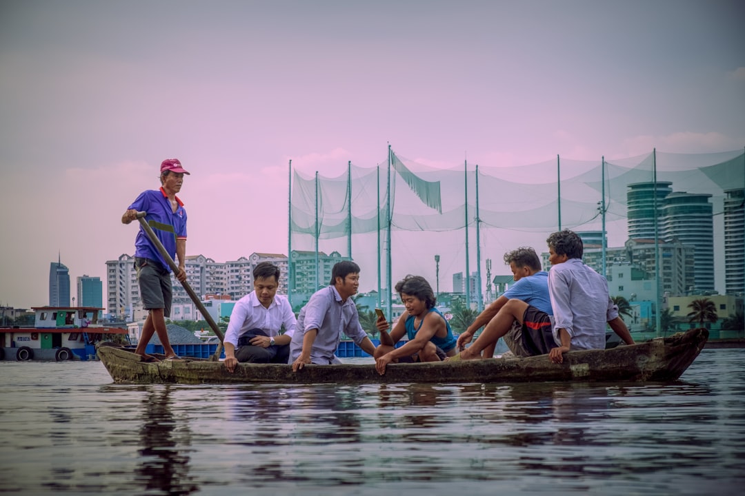 Naples canoe races, Keewaydin party: Can they co-exist and still protect wildlife?