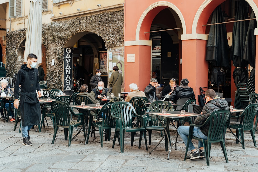 What we do: Naples food and dining reporter dishes up 'how she does it'